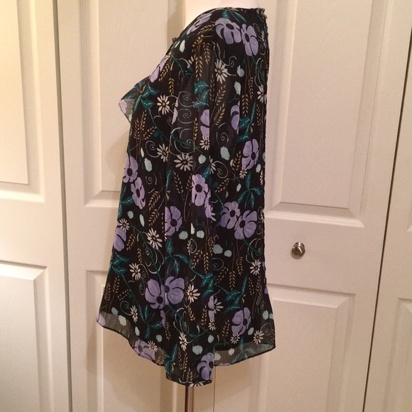 Banana Republic floral print blouse size M - Picture 4 of 6